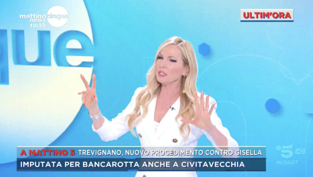 Mattino 5 Successo Di Tutto In Diretta Federica Panicucci Costretta A