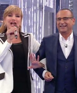 foto Milly Carlucci a La Corrida