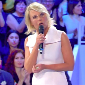 foto c'è posta per te chiude Maria De Filippi