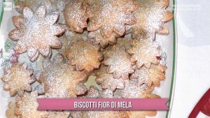 foto biscotti fior di mela