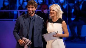 Foto Stefano De Martino omaggio Maria De Filippi