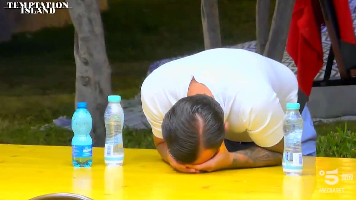 Foto Raul lacrime Temptation Island