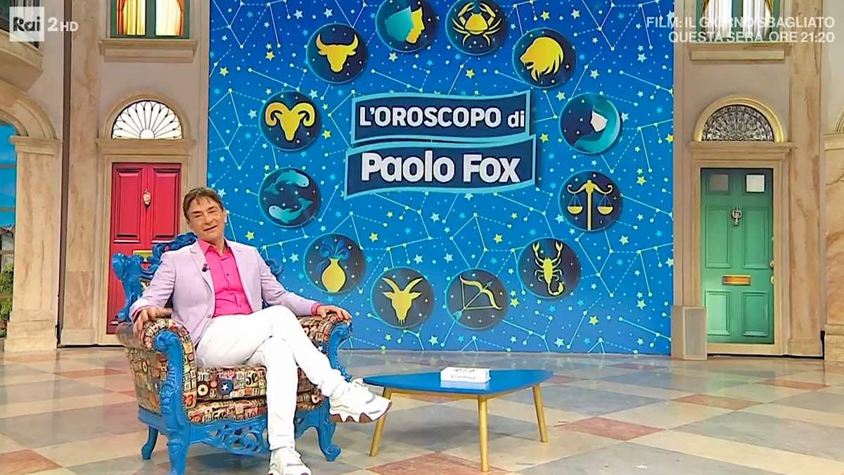 Foto Oroscopo segni Fox rosa