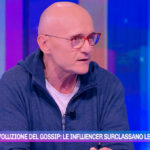 Pomeriggio 5, Alfonso Signorini critica gli ex gieffini: “Nessuna riconoscenza”