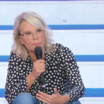 Uomini e Donne: Maria De Filippi ‘caccia’ Valerio dopo la segnalazione