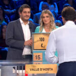 Affari Tuoi: Monica sfida il dottore fino in fondo, ma vince solo 100 €