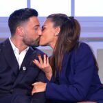 Ballando: Bianca Guaccero e Giovanni Pernice escono allo scoperto con un bacio