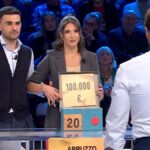 Affari Tuoi, finale al cardiopalma per Chiara: rifiuta 150mila€, ne vince 100.000