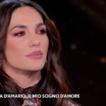 Verissimo, Elena D’Amario conferma la rottura con Caiazzo: “Ho sofferto per amore”