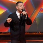 Sanremo 2025, le scale sono pericolose? Alessandro Cattelan: “Sono molto ripide”